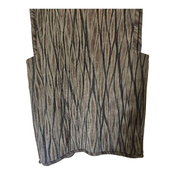 KISS OF THE WOLF Quilted Silk Vest Wearable Art - Size Small - Picture 7 of 11